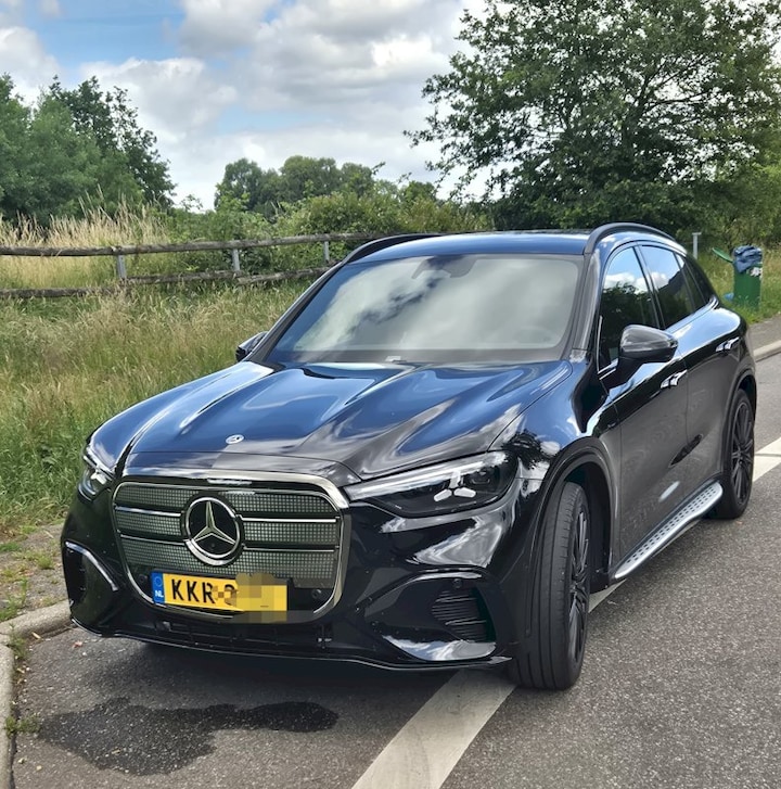 Mercedes-Benz GLC 400 Electric 4MATIC Launch Edition (2026)