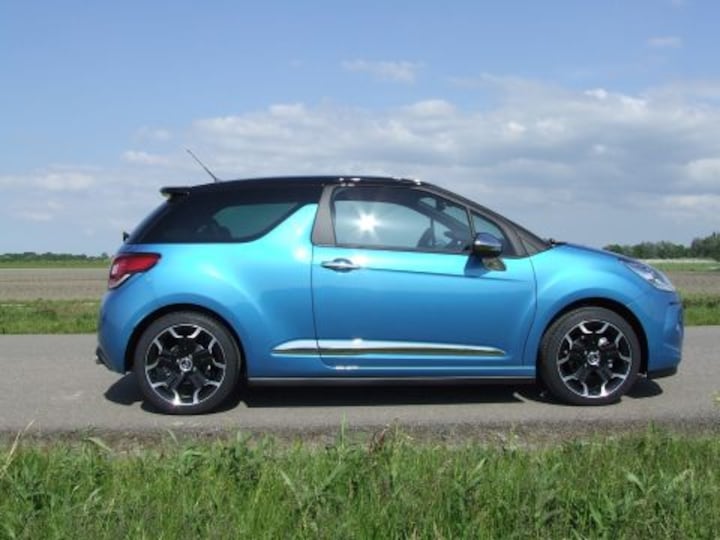 Citroën DS3 e-HDi 90 So Chic (2011)