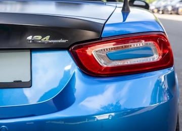 Abarth 124 Spider 1.4 MultiAir 16v (2017)
