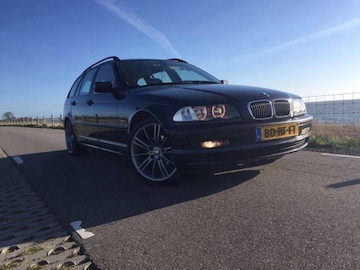 BMW 318i touring Executive (2001)