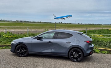 Mazda 3 e-SkyActiv G 2.5 140 Homura (2025)