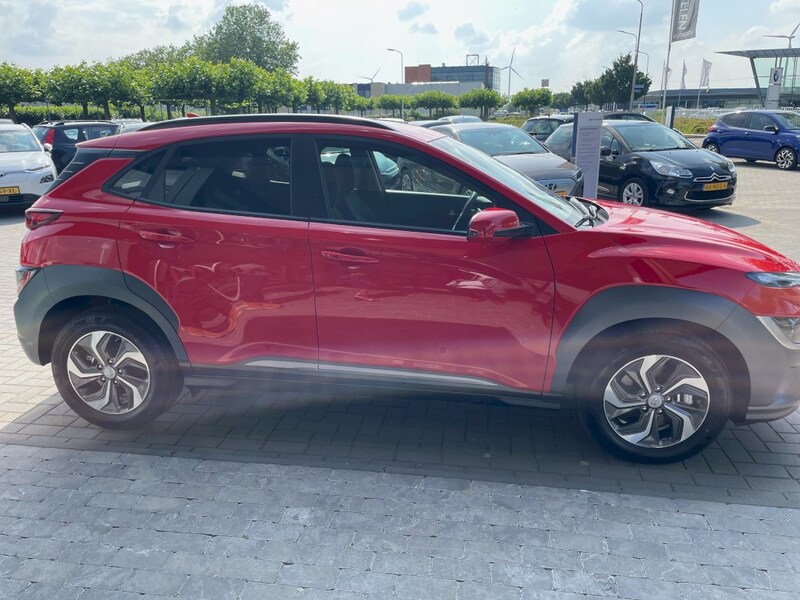 Hyundai Kona 1.6 GDI HEV Fashion (2021)