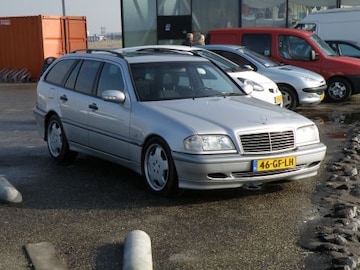 Mercedes-Benz C 200 Kompressor Classic Combi (2000)