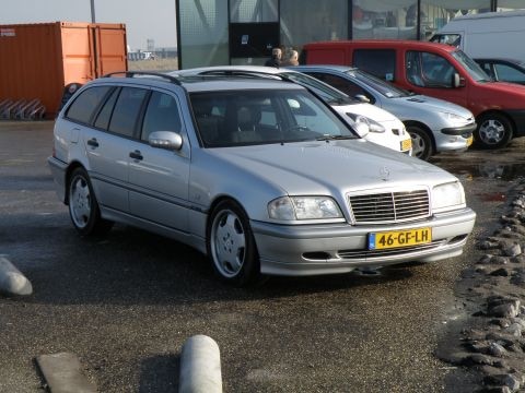 Mercedes-Benz C 200 Kompressor Classic Combi (2000)