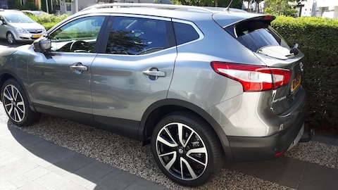 Nissan Qashqai 1.6 DIG-T Tekna (2016)