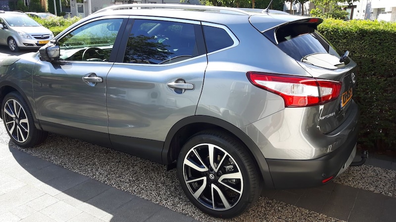 Nissan Qashqai 1.6 DIG-T Tekna (2016)