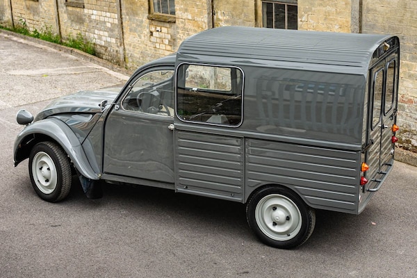 CitroÃ«n 2CV Fourgonnette elektrische 'Eive'