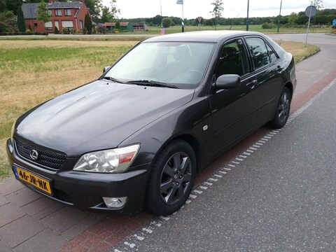 Lexus IS 200 Business