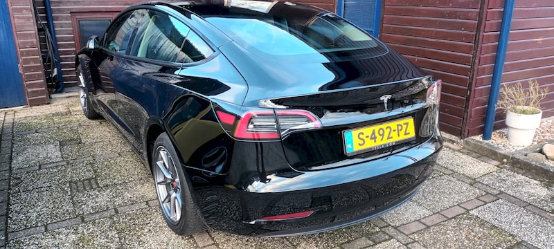 Tesla Model 3 Long Range RWD (2023)