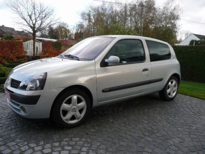 Renault Clio 1.5 dCi 80pk Dynamique (2002)