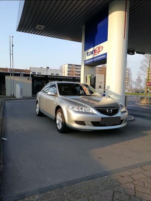 Mazda 6 Sport 1.8 Touring (2004)