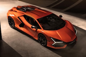 Lamborghini Revuelto