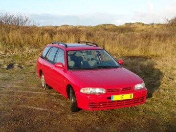 Mitsubishi Lancer Wagon 1.6 GLXi (1997)