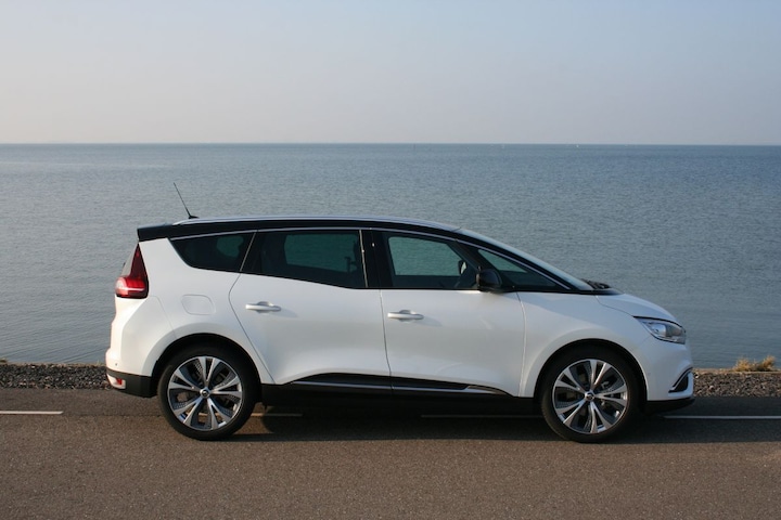 Renault Grand Scénic TCe 130 Intens (2017)