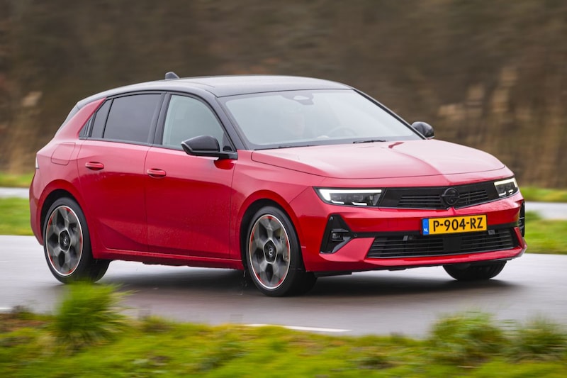 Car rental company Sixt buys 250,000 cars from Stellantis Car rental company Sixt buys 250,000 cars from Stellantis