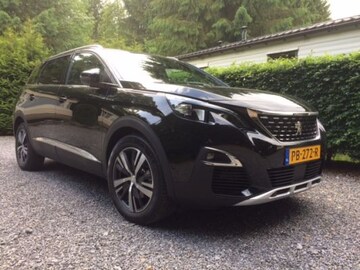 Peugeot 5008 GT-line 1.6 e-THP (2017)