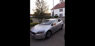 Volvo V40 D2 Kinetic (2016)