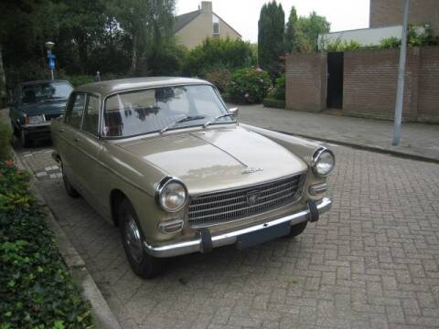 Peugeot 404 (1967)