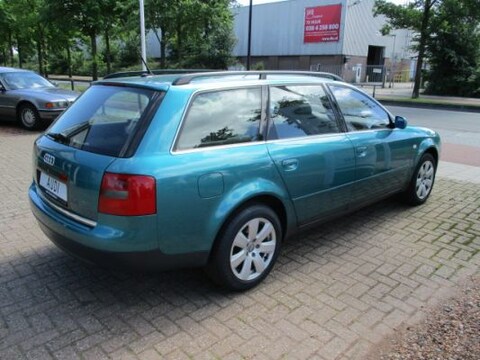 Audi A6 Avant 2.5 TDI quattro 150pk