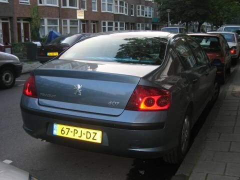 Peugeot 407 XR 2.0 HDiF 16V (2004)