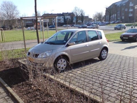 Renault Scénic 1.5 dCi 105 Tech Line (2007)
