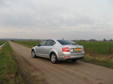 Skoda Octavia 1.6 TDI Greenline Businessline (2013)