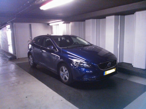 Volvo V40 D4 Business Ocean Race (2014)