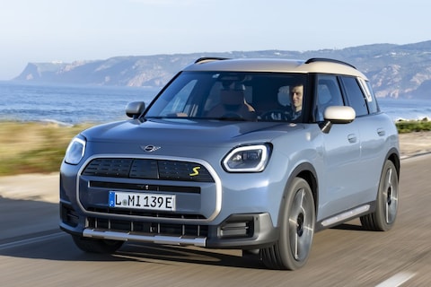 Mini Countryman E Blackyard Edition