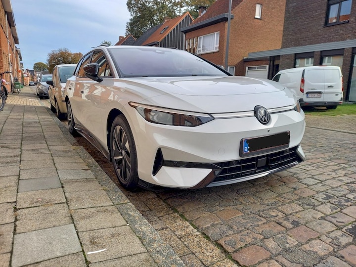 Volkswagen ID.7 Tourer 77kWh 286pk Pro Business (2024)