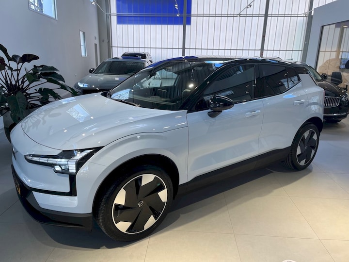 Volvo EX30 Single Motor Extended Range Plus (2024) review