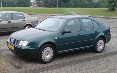 Volkswagen Bora 1.4 16V Comfortline (2000)