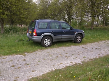 Mazda Tribute 3.0 V6 4WD Touring (2002)