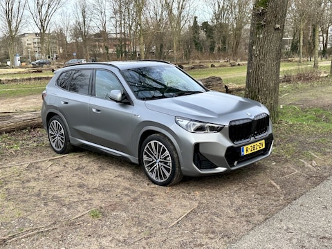 BMW X1 xDrive30e (2023)