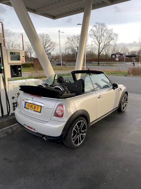 MINI Cabrio Cooper Chili