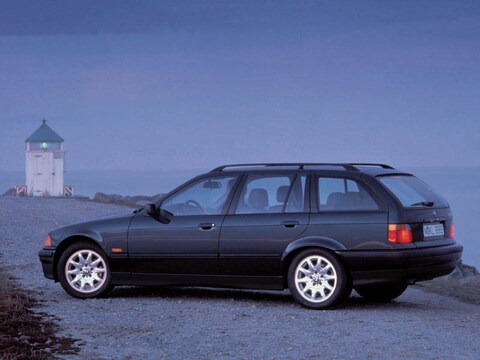 BMW 320i touring Executive