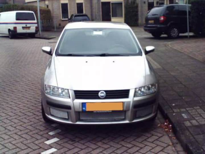 Fiat Stilo 1.8 16v Dynamic (2001)