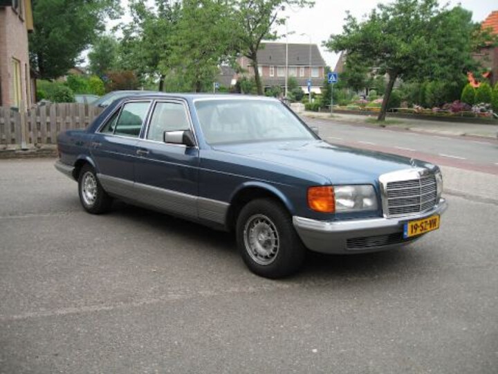 Mercedes-Benz 280 SE