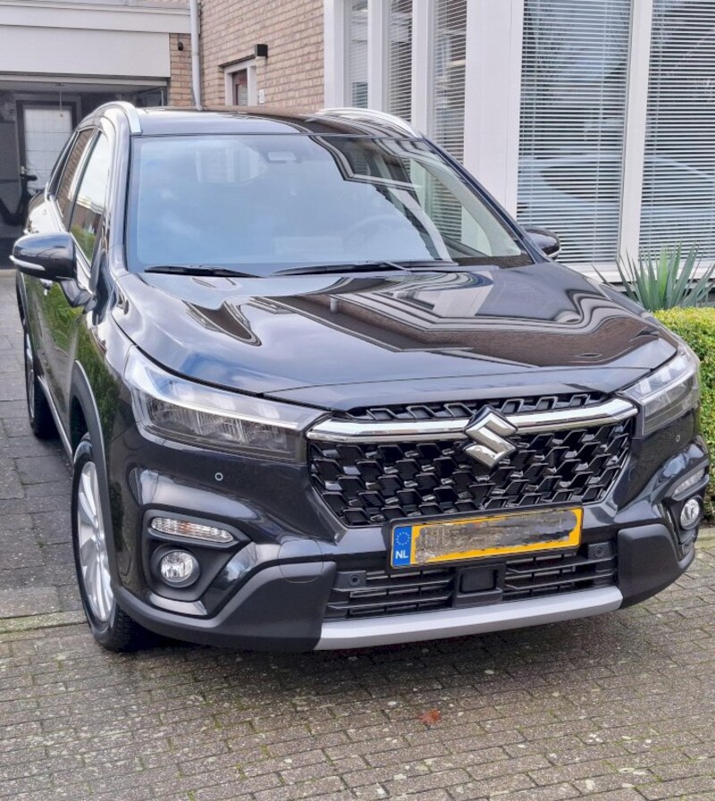 Suzuki S-Cross 1.4 Boosterjet Smart Hybrid Select (2024)
