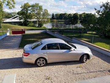 Mercedes-Benz E 220 CDI BlueEFFICIENCY Avantgarde (2010)