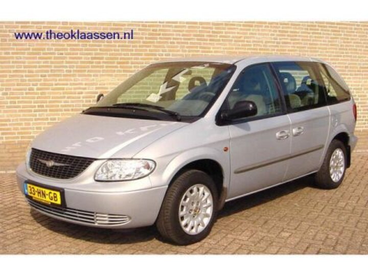 Chrysler Voyager 2.4i 16V SE Luxe