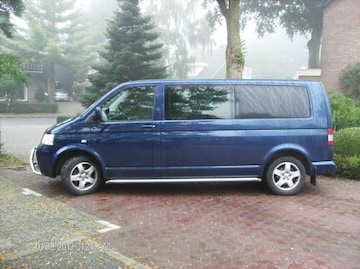 Volkswagen Caravelle (2005)