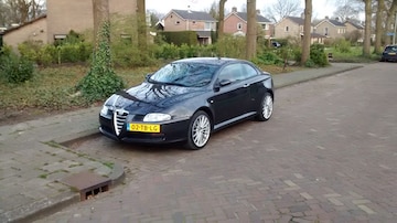 Alfa Romeo GT 1.8 T.Spark 16V Distinctive (2006)