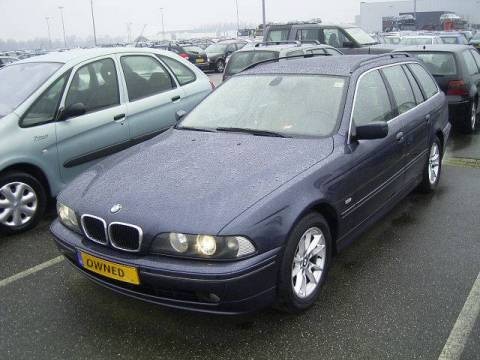 BMW 525d touring Executive (2001)