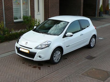Renault Clio 1.2 16V 75 Collection (2010)