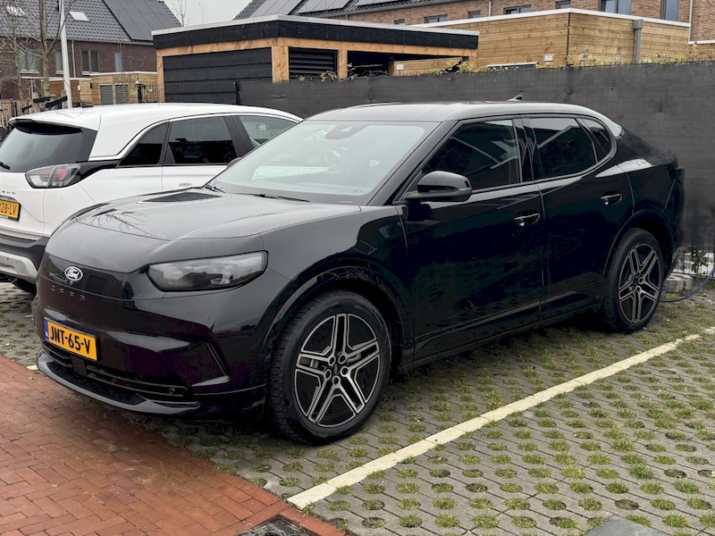 Ford Capri Extended Range RWD Premium (2025)