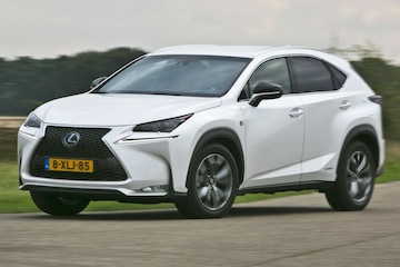 Lexus is meest betrouwbare automerk, Tesla-rijders meest tevreden