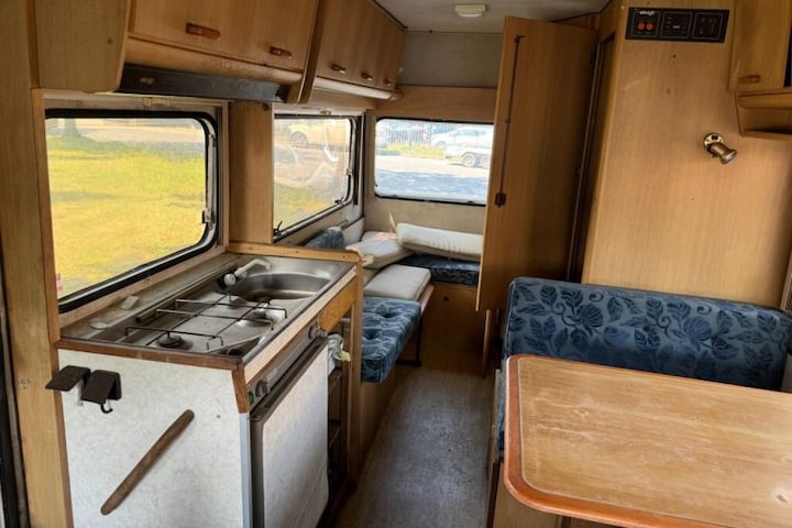 Camper