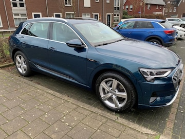 Audi e-tron 50 quattro Launch Edition Plus (2019)