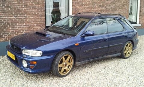 Subaru Impreza Plus 2.0 GT Turbo AWD (2000)