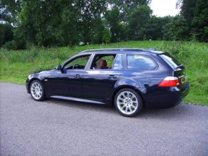 BMW 530d Touring High Executive (2005)